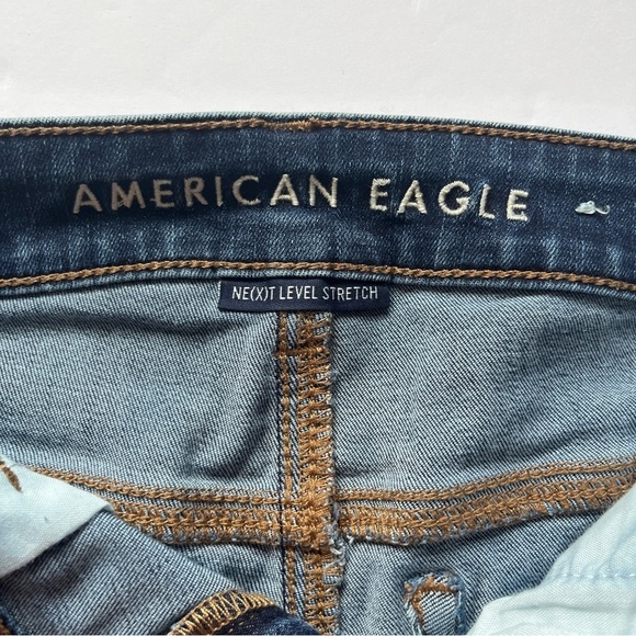 American Eagle Ne(x)t Level Stretch Hi Rise Shortie Denim Jean Shorts AE  Sz 4 - Picture 4 of 11